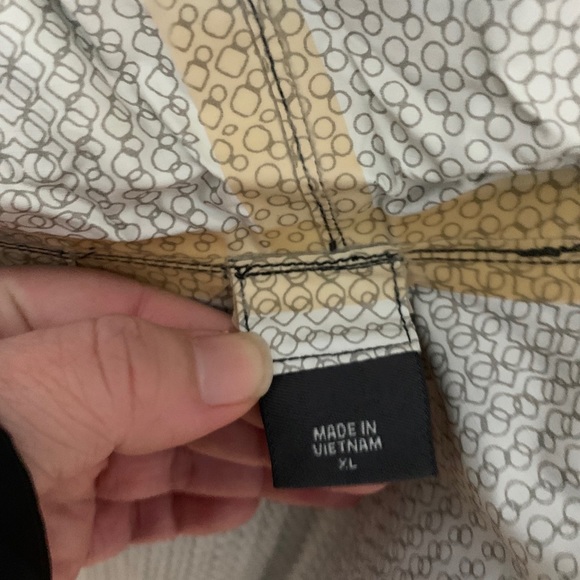 Men’s Lightweight jacket.Selling this jacket as is - Picture 4 of 5